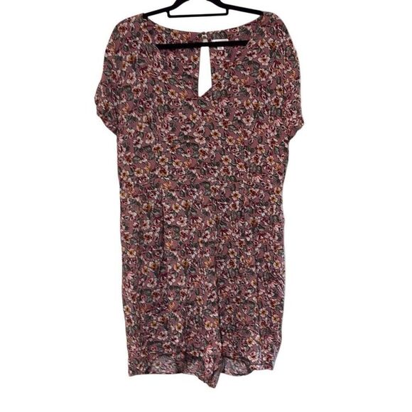 Xhiliration XXL Pink Floral V Neck Romper Keyhole Back Twist Knot Cutout Sleeves - Picture 1 of 12